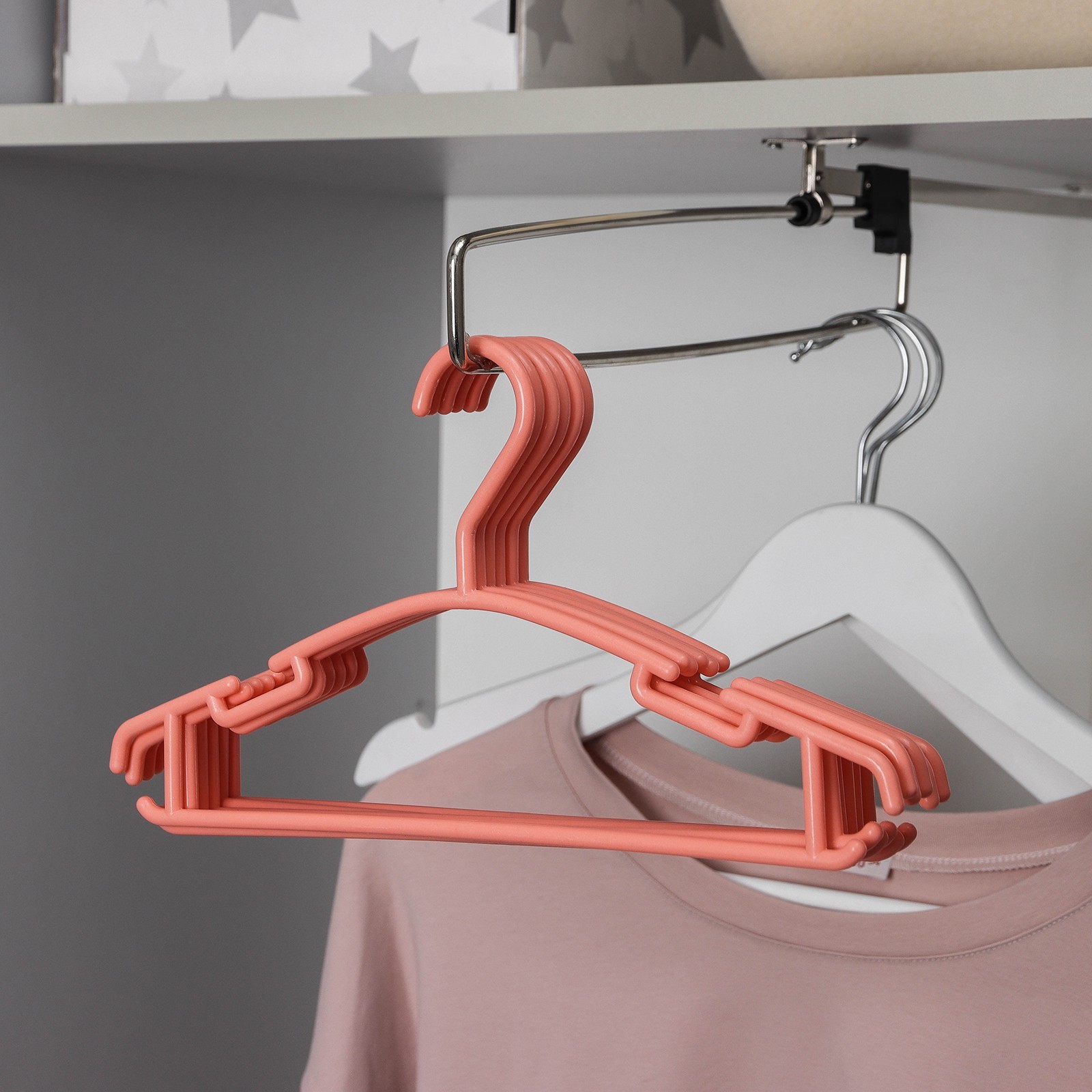 Вешалка-плечики для одежды детская Доляна «Классика», размер 30-34, цвет МИКС